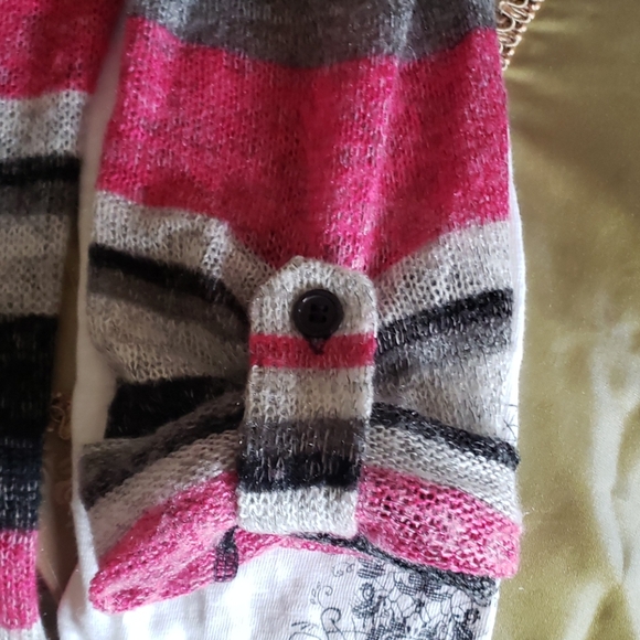 Ladies top - Picture 3 of 4